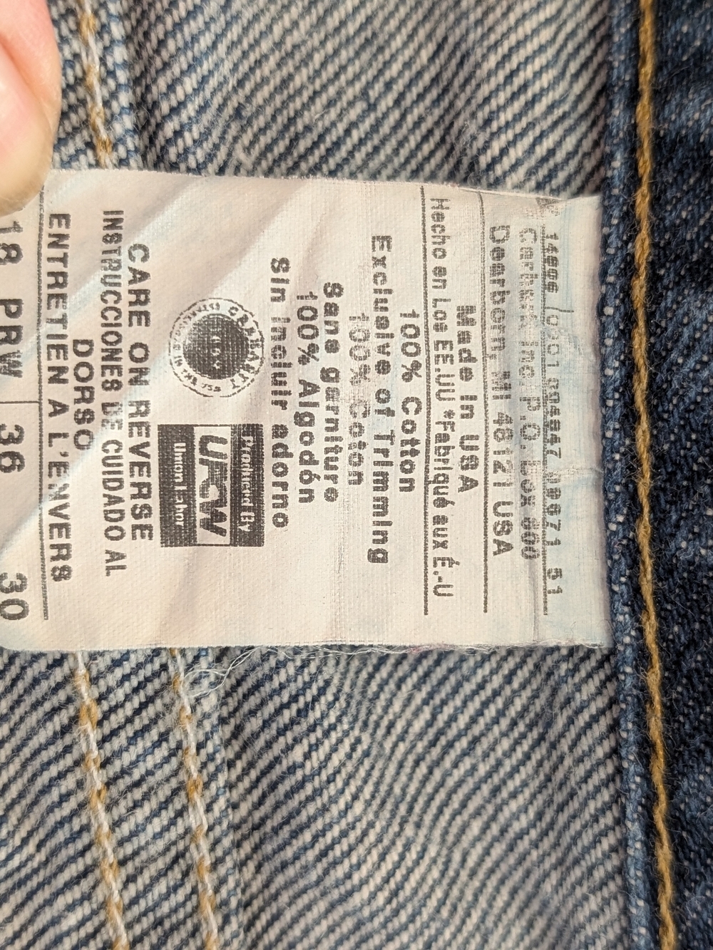 Vintage Carhartt Made in USA Men’s Relaxed Fit Jeans - Picture 15 of 17